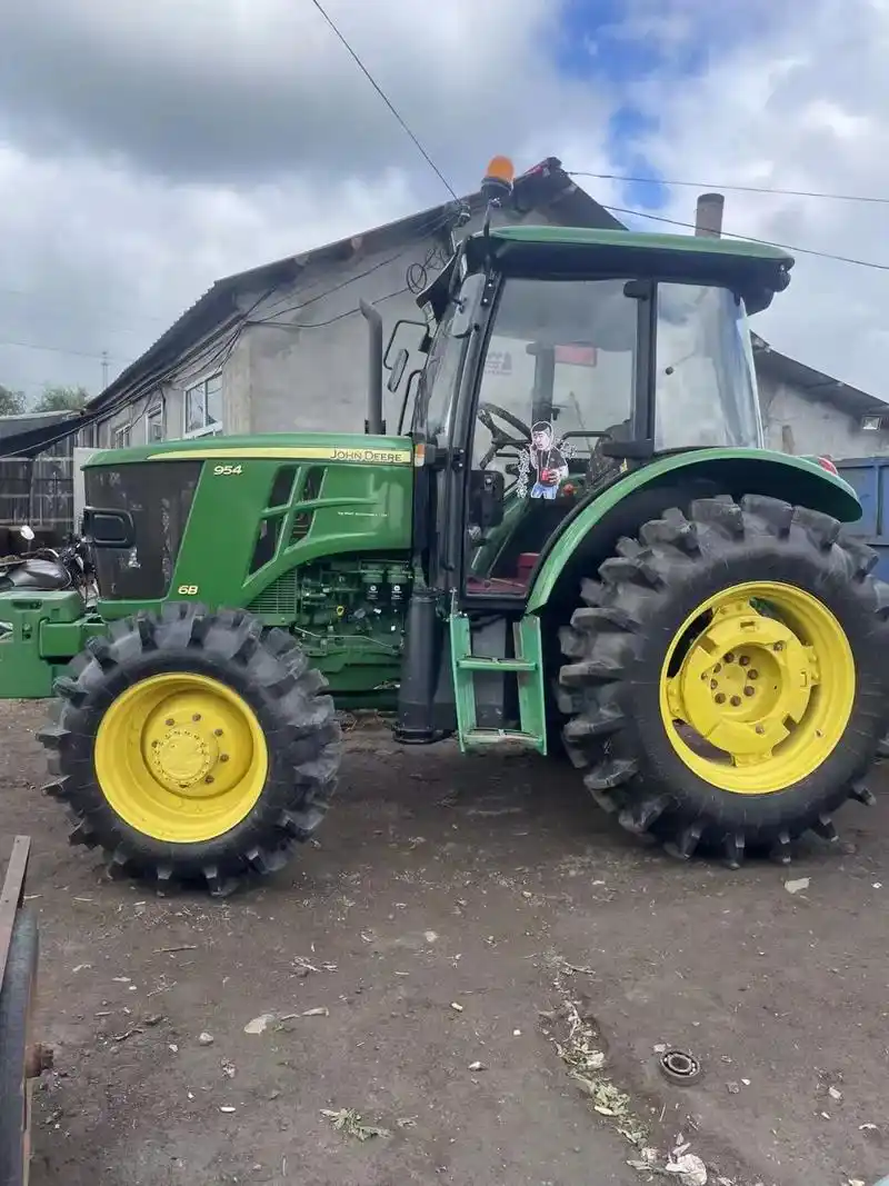 出售约翰迪尔954.17年 高配置,双开门,双转速,540— - 抖音