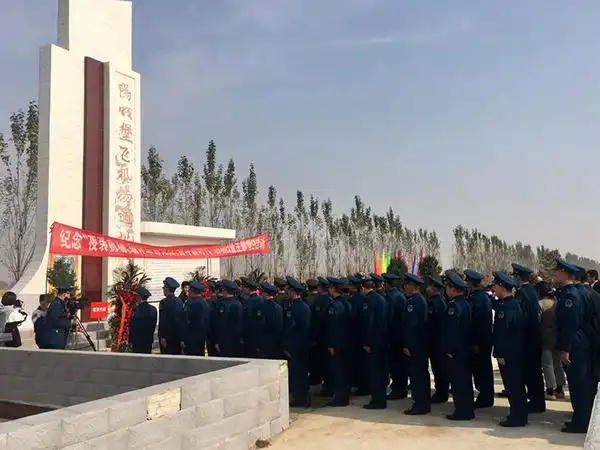 代县阳明堡镇党委政府举行纪念夜袭阳明堡飞机场82周年暨主题党日活动