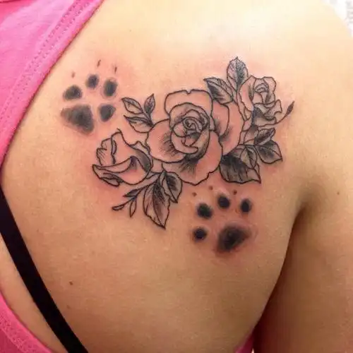 昌小姐后背玫瑰小清新纹身图案                      燕先生小臂梵花