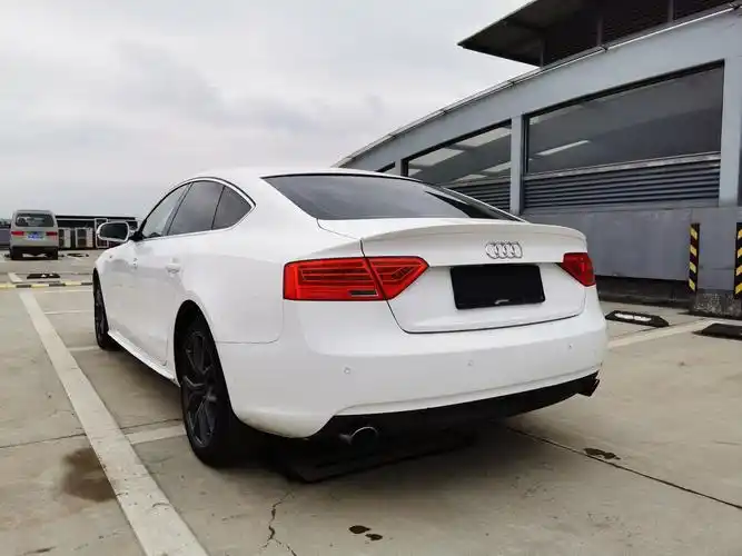 奥迪a5四门高配