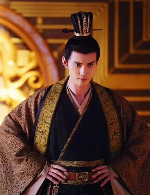 《独孤天下》第一次无可救药爱上了剧中的男二,宇文护太帅了!