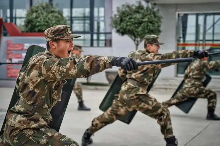 直击武警陕西总队某支队冬季大练兵现场