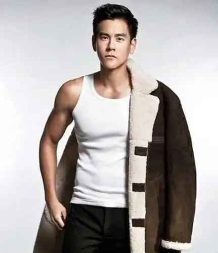 如何评价彭于晏的肌肉?