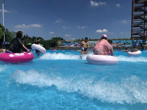 热带风暴水上乐园