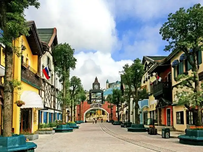 东部华侨城,中国人来这里看到的是欧洲瑞士阿尔卑斯山麓茵特拉根的