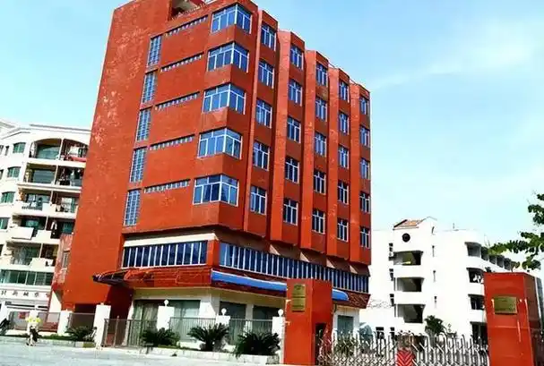 1998年,陕西一名22岁女大学生被骗进"红楼"后,都经历了什么?