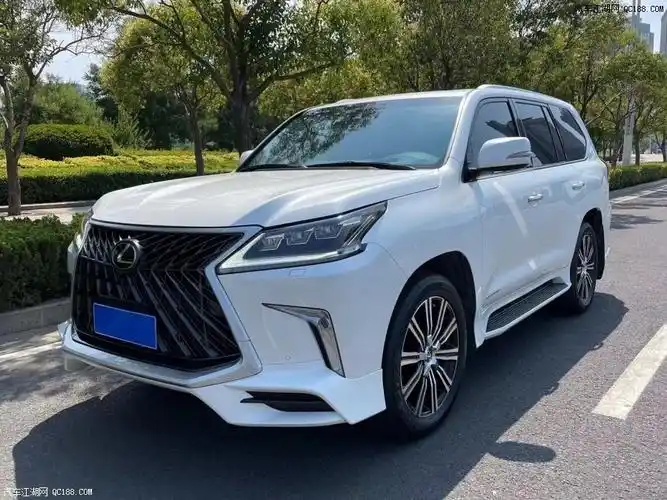 2021款中东版雷克萨斯lx570现车评测中