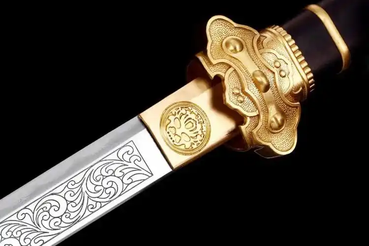 能砍透三十张铁质铠甲片的极品宝刀大夏龙雀刀