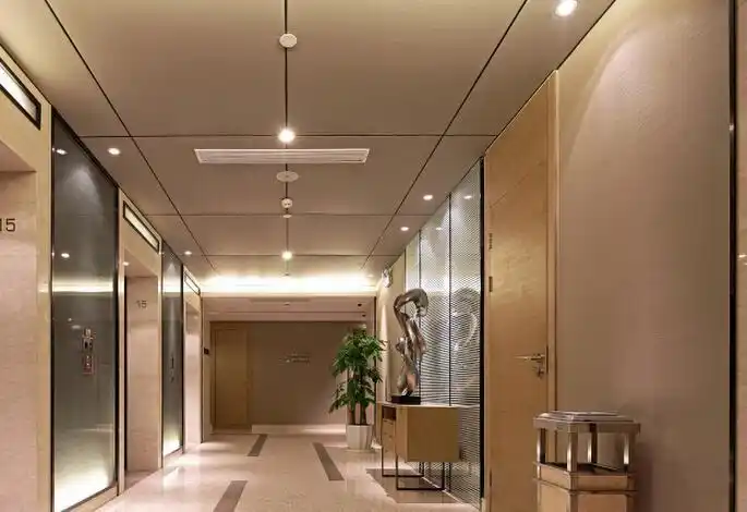 工装现代简约商务酒店过道装修设计装修效果图