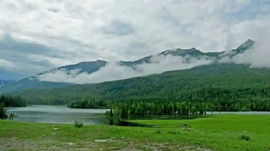 大美新疆喀纳斯风景图片-风景壁纸 - 壁纸家
