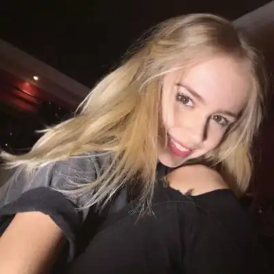 2021最新欧美头像女生唯美高冷性感图片