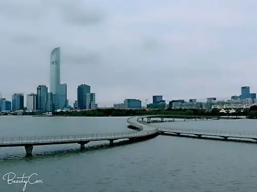 苏州工业园区金鸡湖金水湾栈桥美景.2018.9.15.春天拍摄,制作.