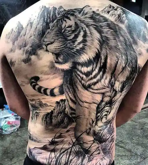 为什么现在00后普遍都有纹身,"纹身"文化正在悄然发生着变化 - 玉三网