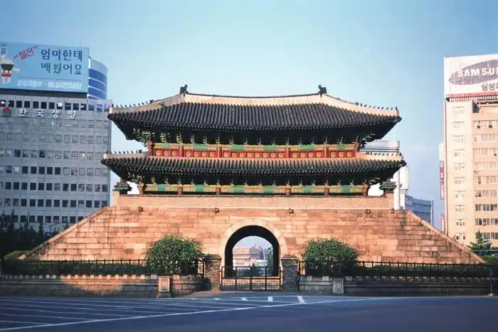 韩情脉脉:韩国号国宝南大门