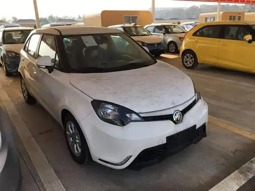 名爵mg3帅气的英伦风