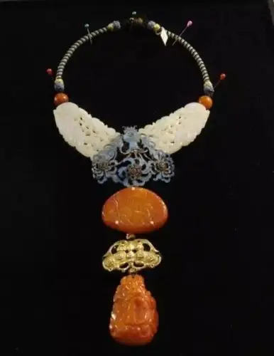 中国传统服饰首饰与文化