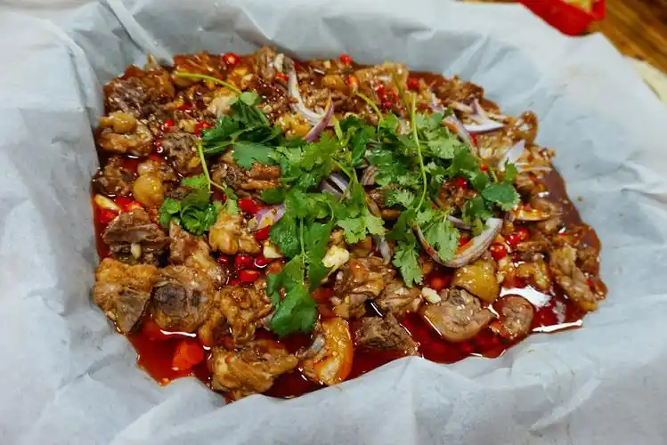 清远纸包鸡图片