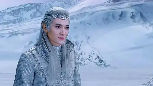 幻城:冯绍峰化身冰族王子,参加成年礼,受万众仰慕!