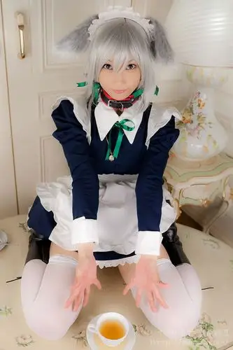 下限少女尺度惊人莲妹c81最新cos让人口水横流