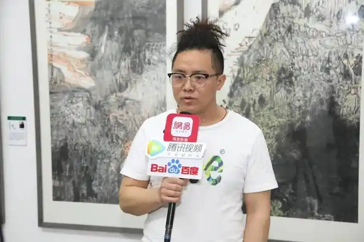 "水墨四季·繁花"演绎着大自然的华美与奇妙