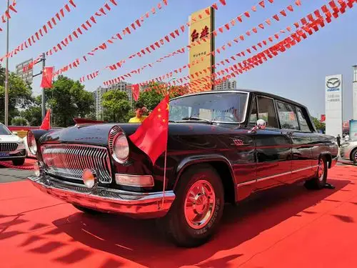 大阅兵,又见红旗阅兵车