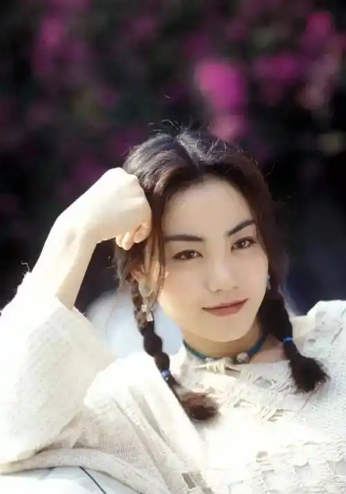 怪不得谢霆锋对王菲着迷!