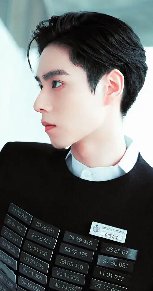 壁纸头像无水印##胡一天