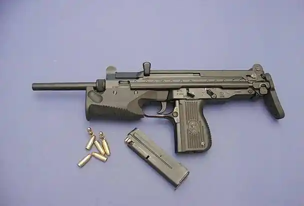 盘点全球最危险的三款枪,第一款枪因造型像蝎子而命名_枪械_蝎式冲锋