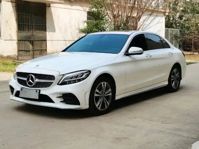 奔驰c180l有什么颜色 奔驰c180l白色是什么白