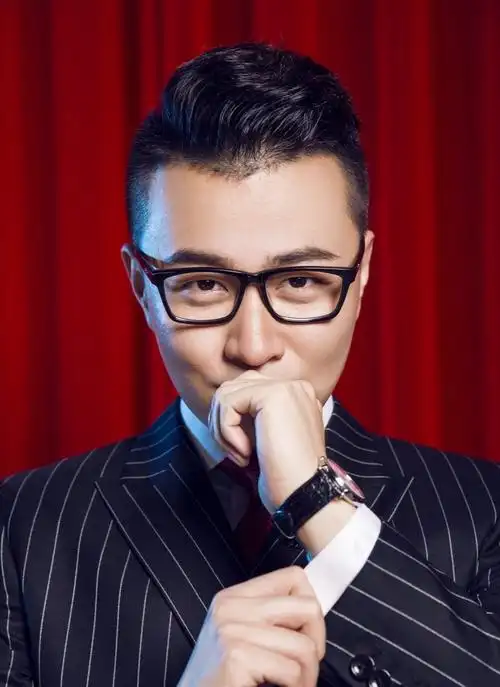 男, a target="_blank" href="/item/江苏卫视/6570703" data-lemmaid