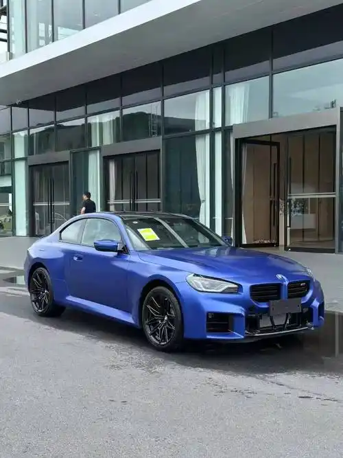 57万元!国内到店实拍磨砂波尔蒂芒蓝宝马m2!