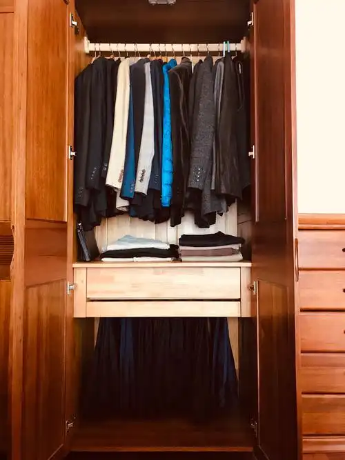 多组衣柜收纳的分类方法