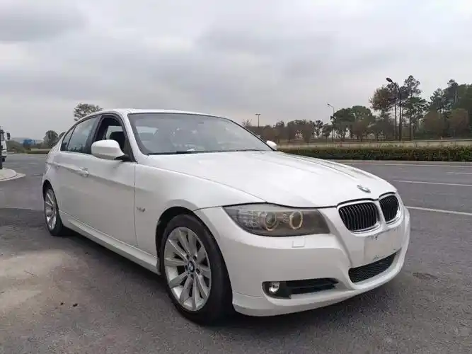 宝马 宝马3系  2011款 325i 2.5 典雅型图片