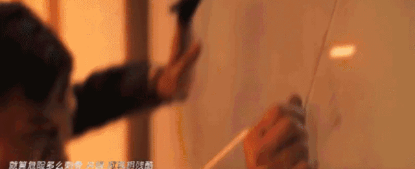 那就是,张家辉>任贤齐>杨紫.这片子在国内是合格的.