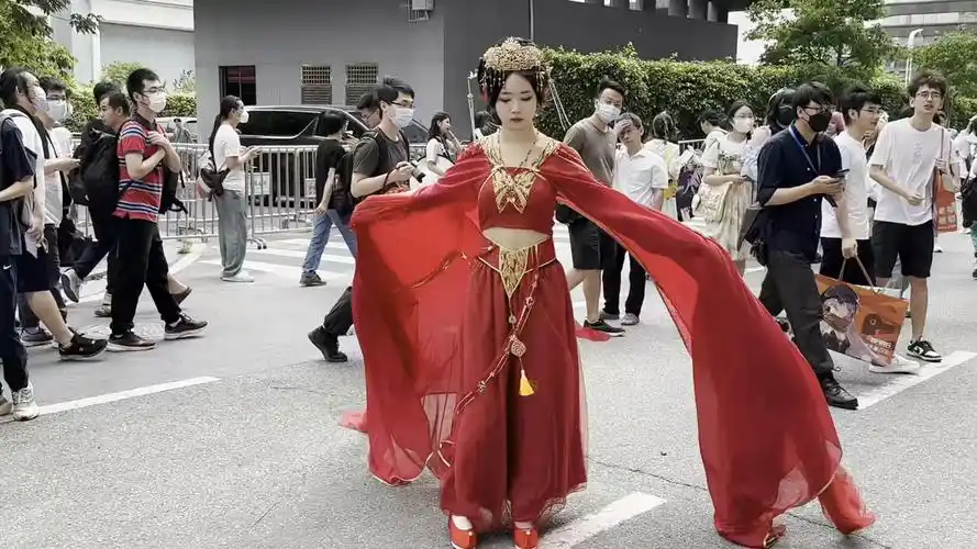 12-4k 高清 實拍廣州漫展二次元小姐姐真空暴露 ,4k real shot