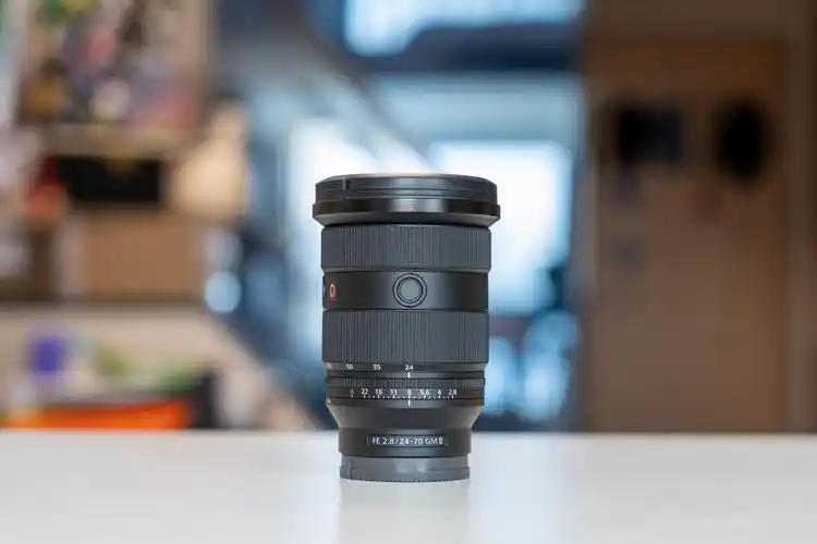 超人气e卡口镜头升级了啥?索尼fe 24-70mm f2.8 gm ii开箱体验