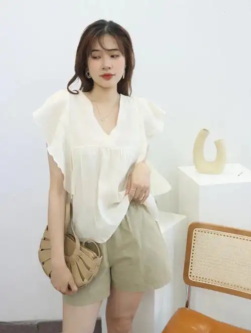 06飞飞袖今天大火的穿搭元素速来