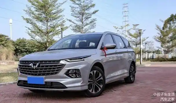 五菱宏光车主入手五菱凯捷五万变十万一手一台五菱说出感想