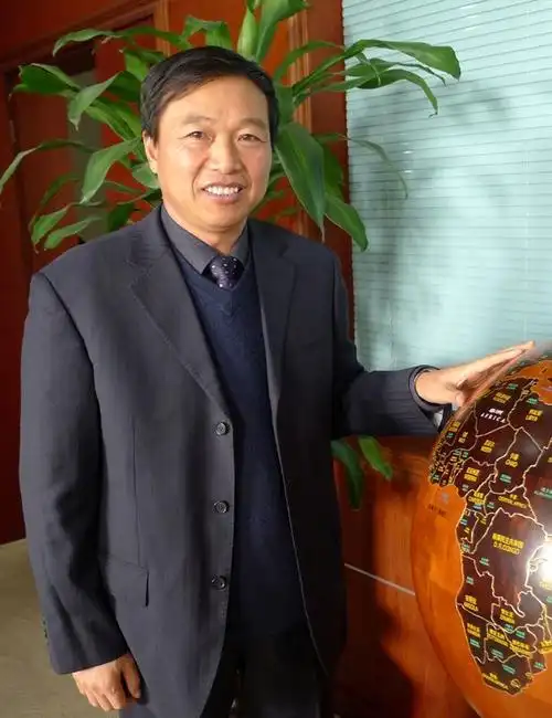 热烈欢迎江苏鹏飞王家安董事长加入中国水泥网理事会