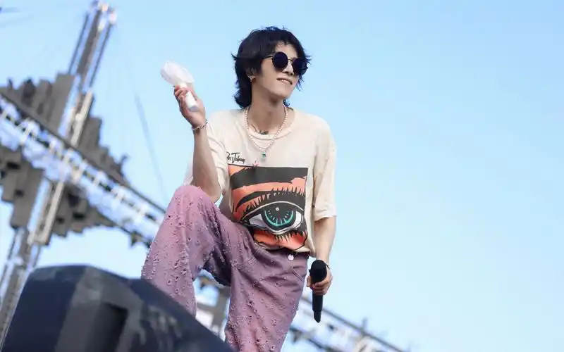 我管你(2023火星演唱会 5.28武汉站)- 华晨宇