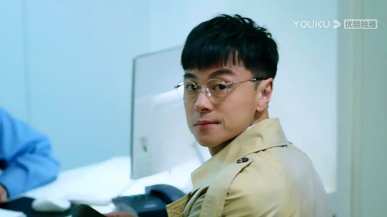 《黑金风暴》黄浩然公然接走嫌疑犯,不简单