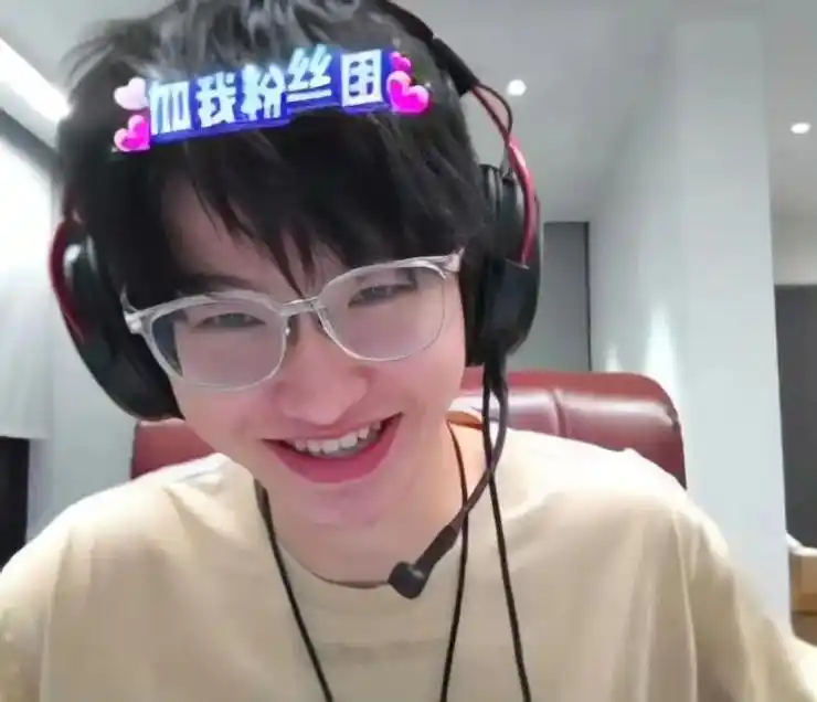 成都ag超玩会一诺 #可爱到爆炸99 #一诺 - 抖音