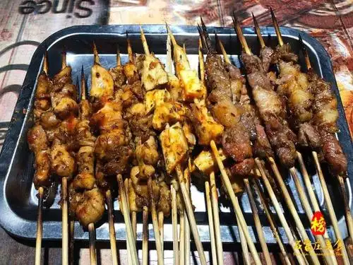 集齐小龙虾 烧烤 花蛤3重福利的夜宵店!89.