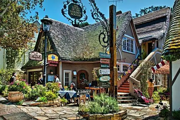 海边的花漾小镇卡梅尔 carmel by the sea