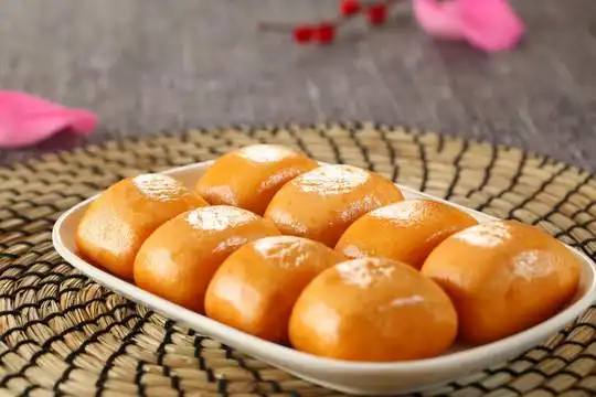 油炸小馒头图片