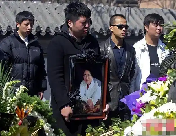 演员白静:27岁结婚,29岁被丈夫刺死,她告诫我们做人不能太贪心