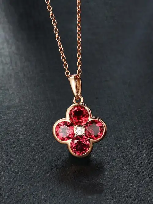 阿梵尼 18k金四叶草石榴石吊坠