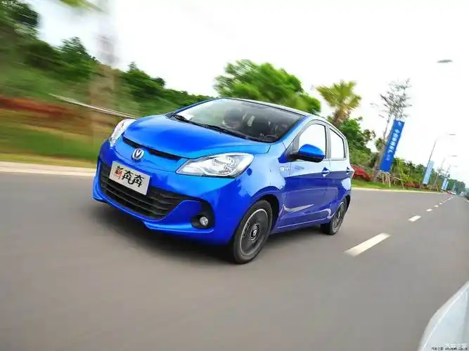 长安奔奔车价格(长安奔奔车价格及图片2020款价格表)