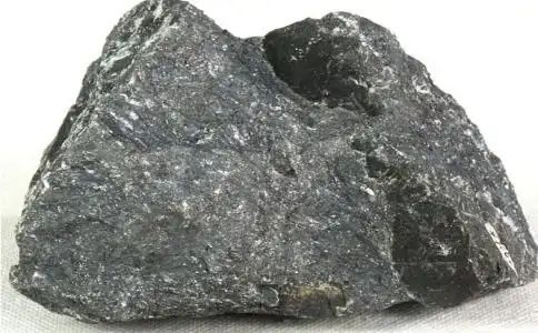 我国早在商代就已经使用锡,铜,铅生产青铜器,云南个旧锡矿早在公元前