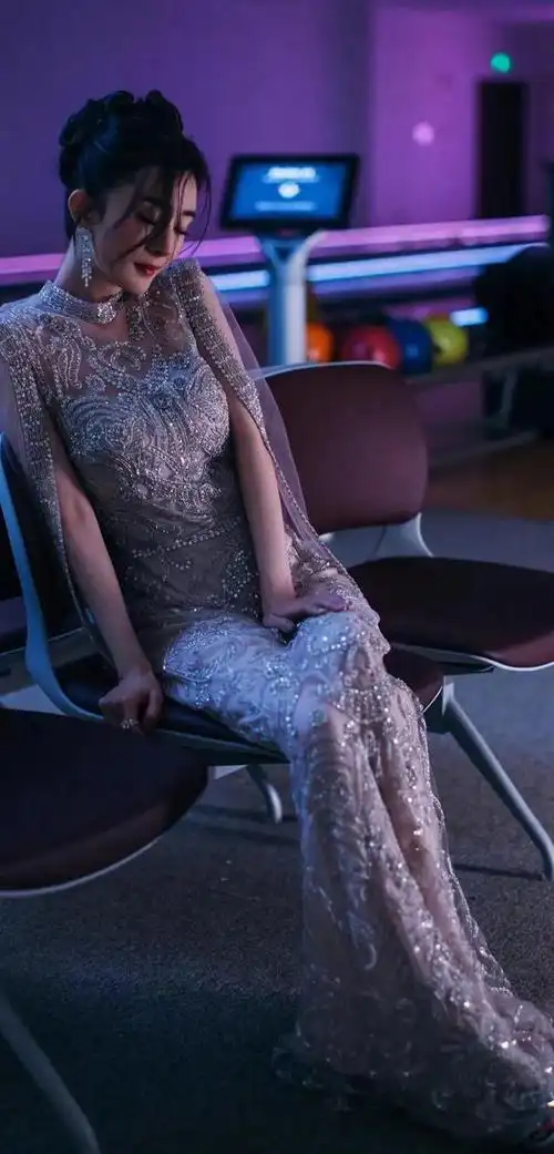 杨幂紧身衣合集_网易订阅